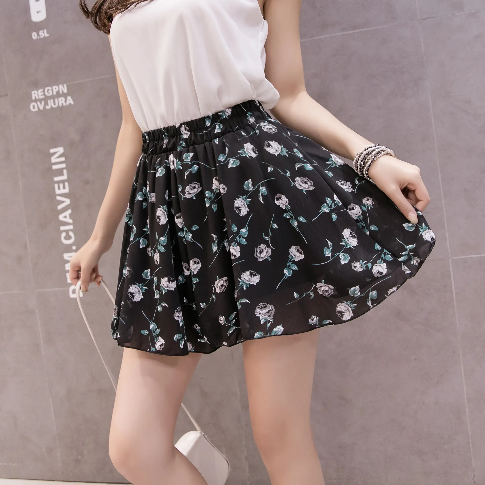 Shorts Women Summer Chiffon Floral Skorts Loose Culottes Casual Plus Size High Waist Thin Wide Leg Pants
